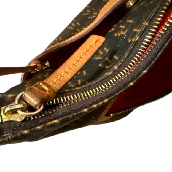 Dooney & Bourke Signature 1975 Logo Hobo Bag - Picture 7 of 14